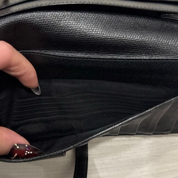 Chanel vintage CC Black Button Bifold Wallet Authentic. Come with authenticity - Picture 8 of 14